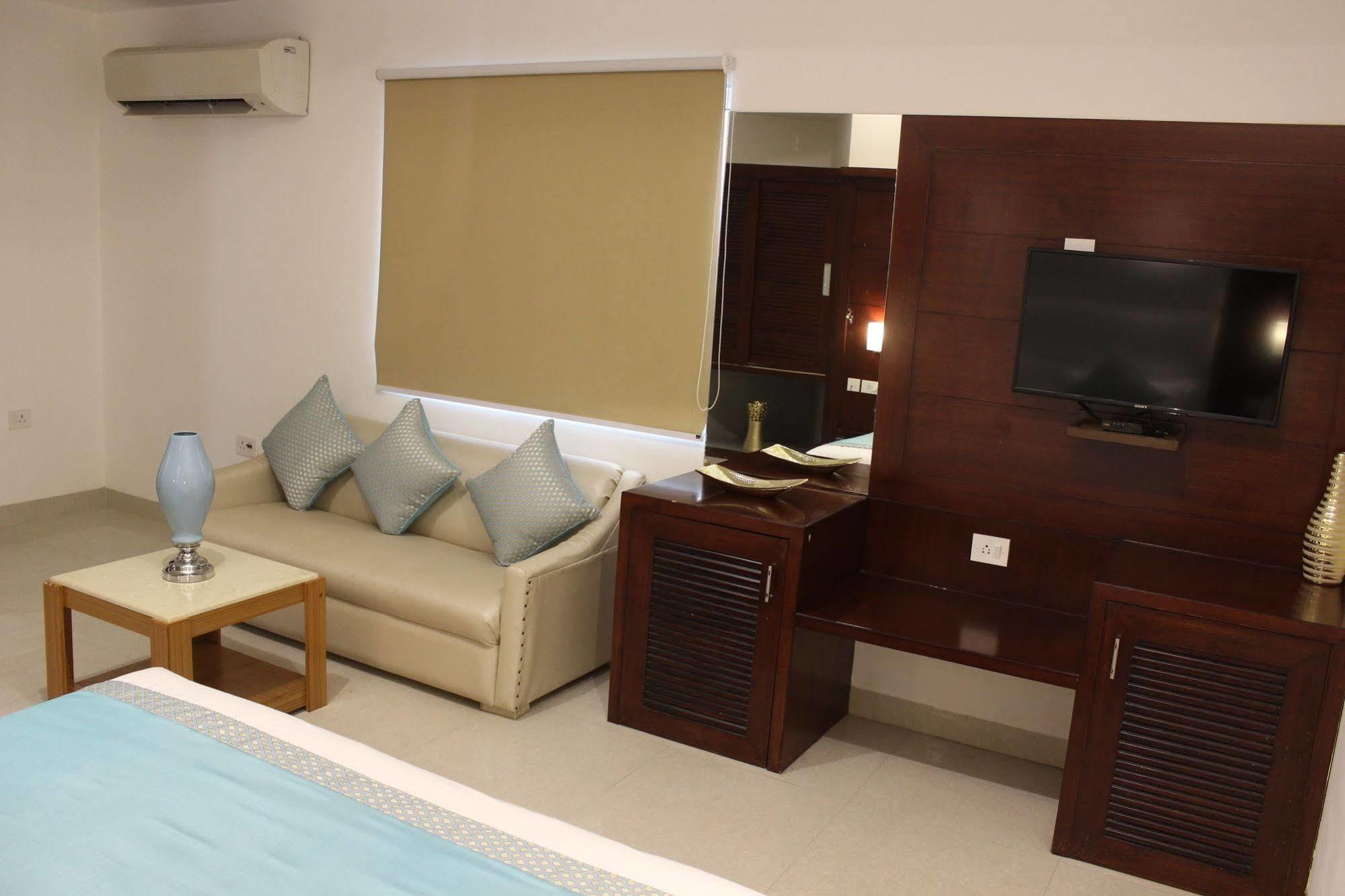 Fabhotel Star Delhi Airport Nova Deli