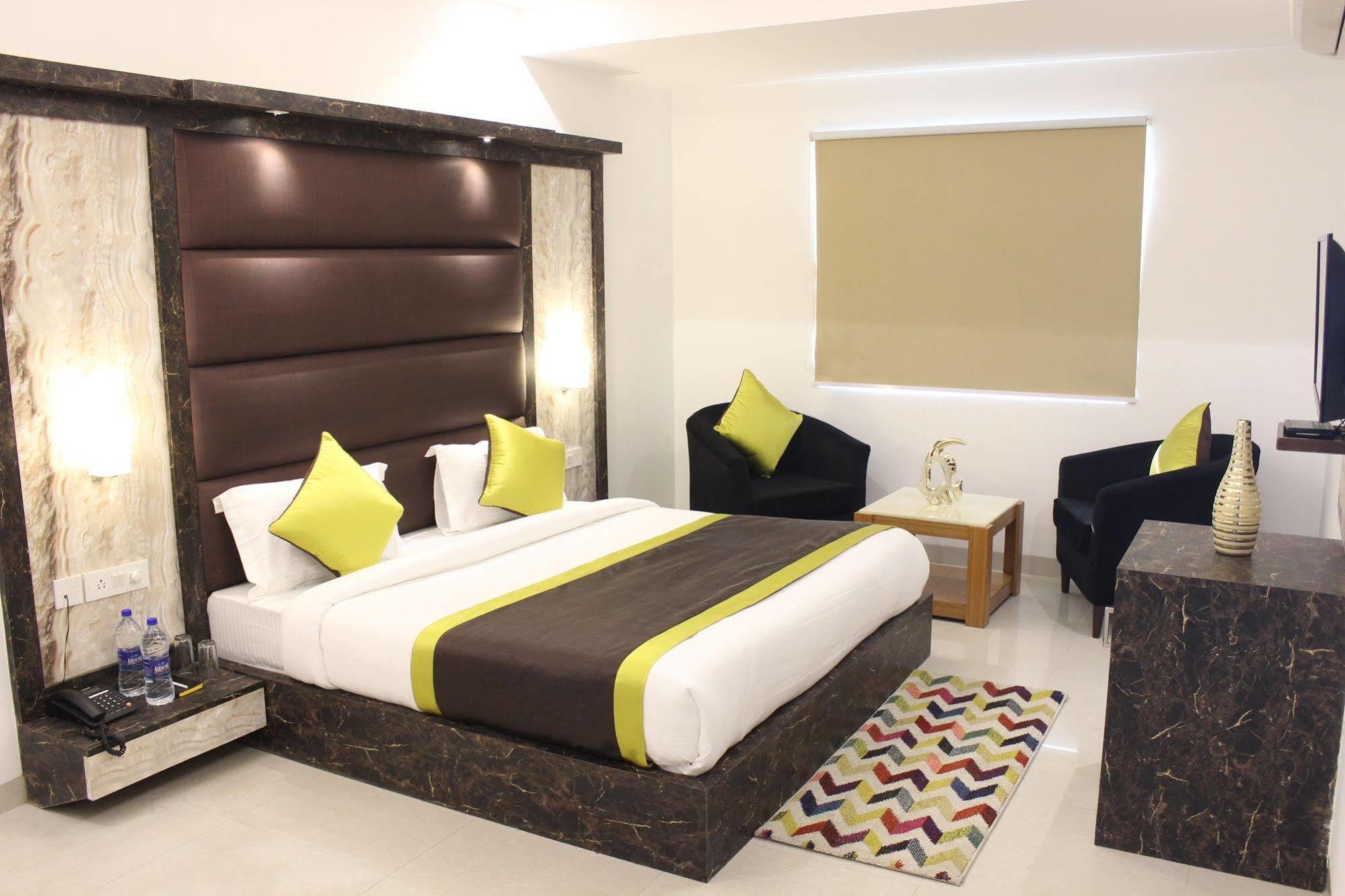 Hotel Fabhotel Star Delhi Airport Nova Deli