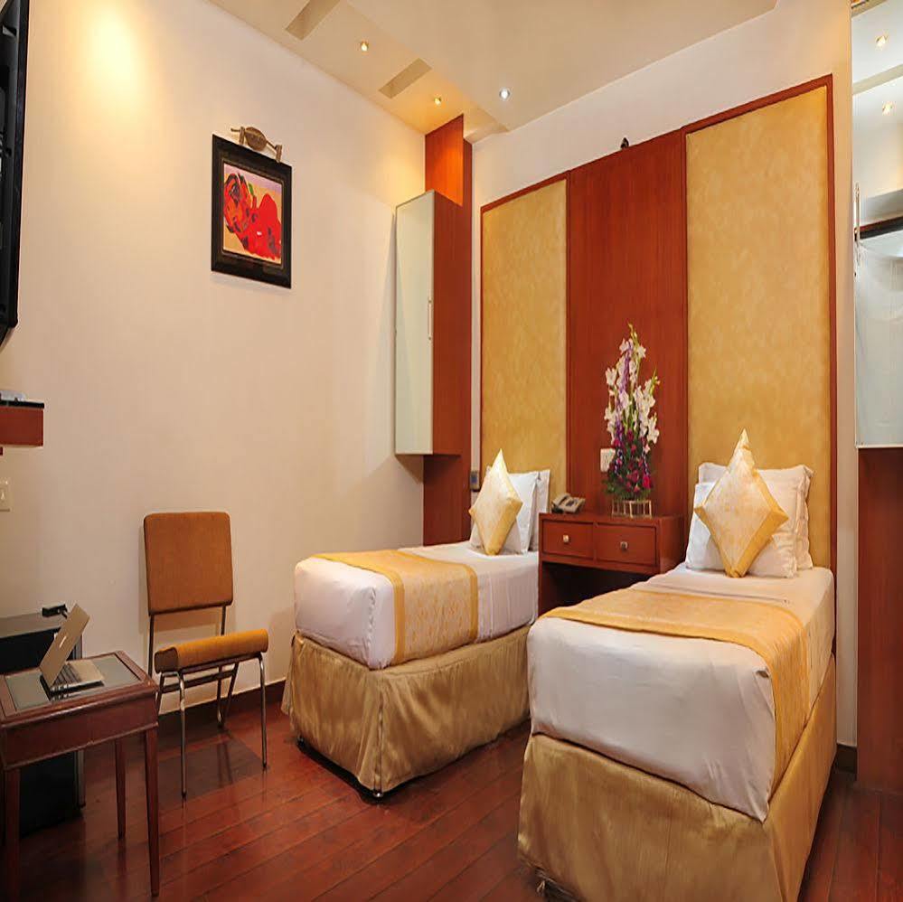 Hotel Palm Do'r Near Railway Station
