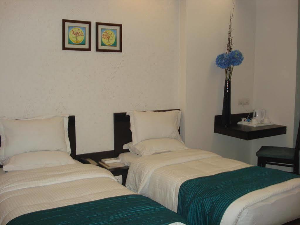 Fabhotel Rockland Hotel 3*
