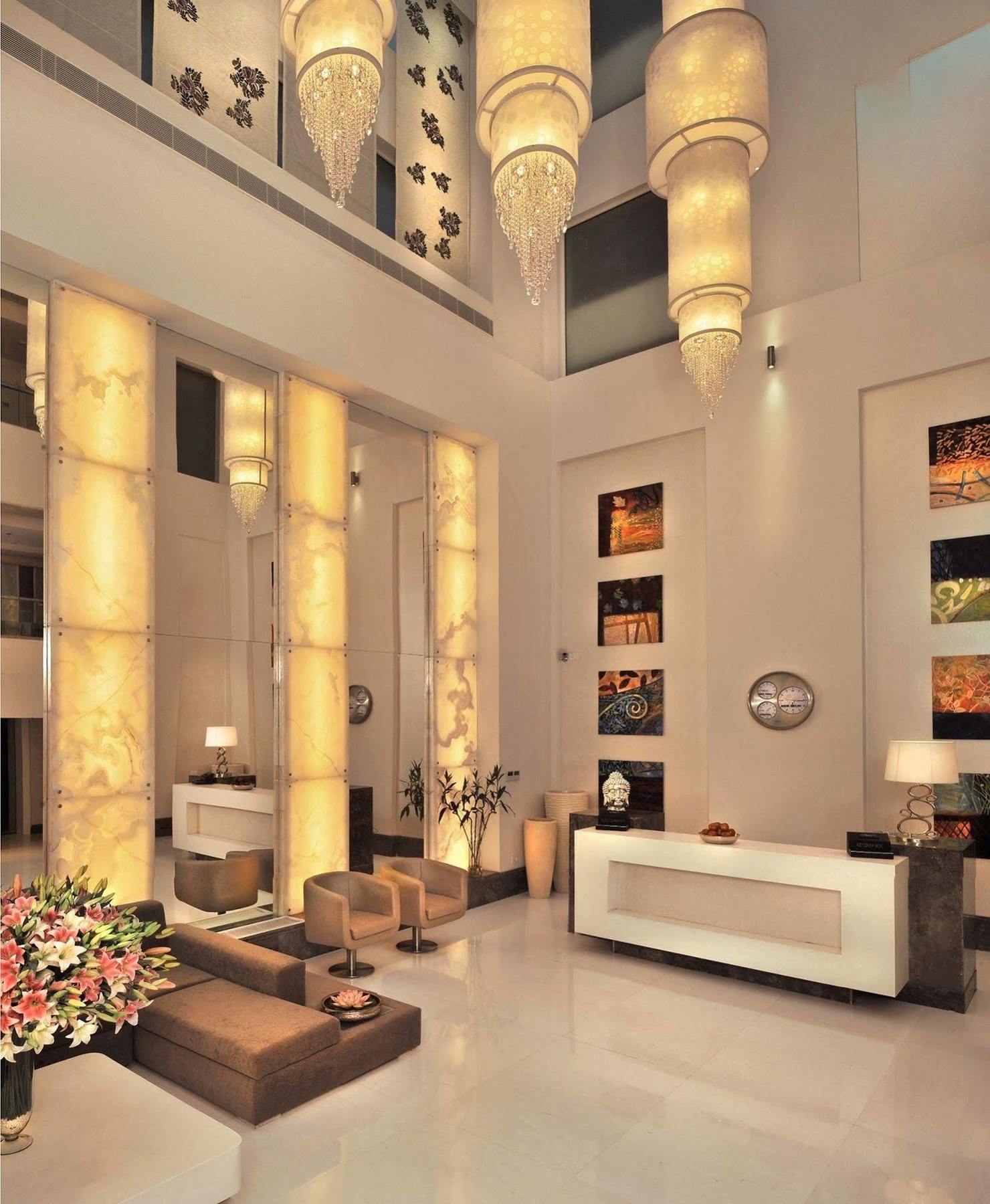 Hotel The Ashtan Sarovar Portico New Delhi