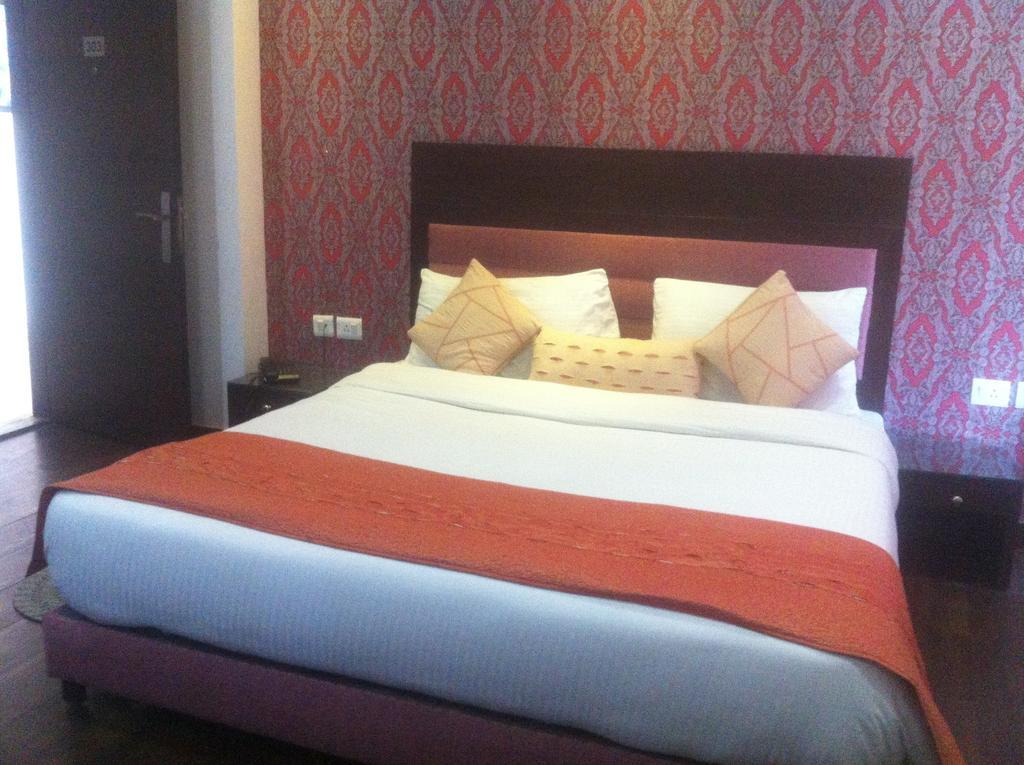 Urban By Laurent & Benon - Dlf Phase 3 Hotel 2*