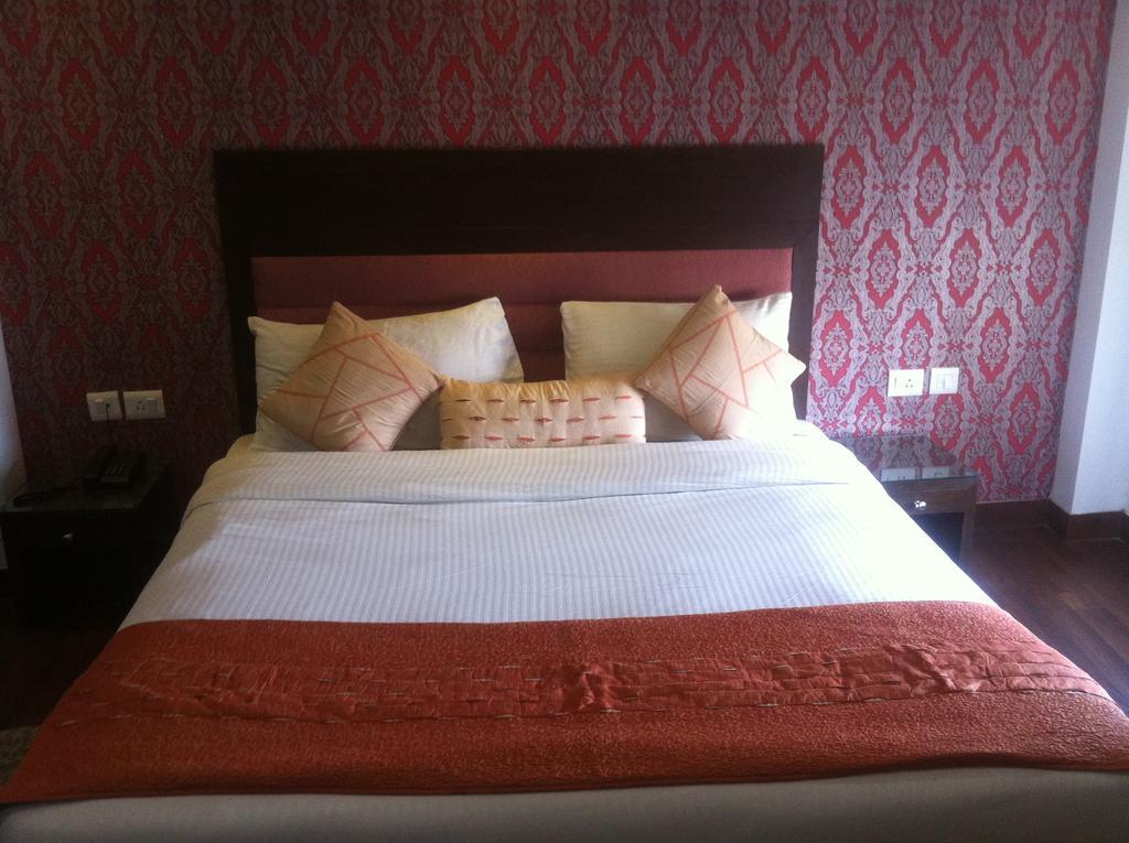 Hotel Urban By Laurent & Benon - Dlf Phase 3