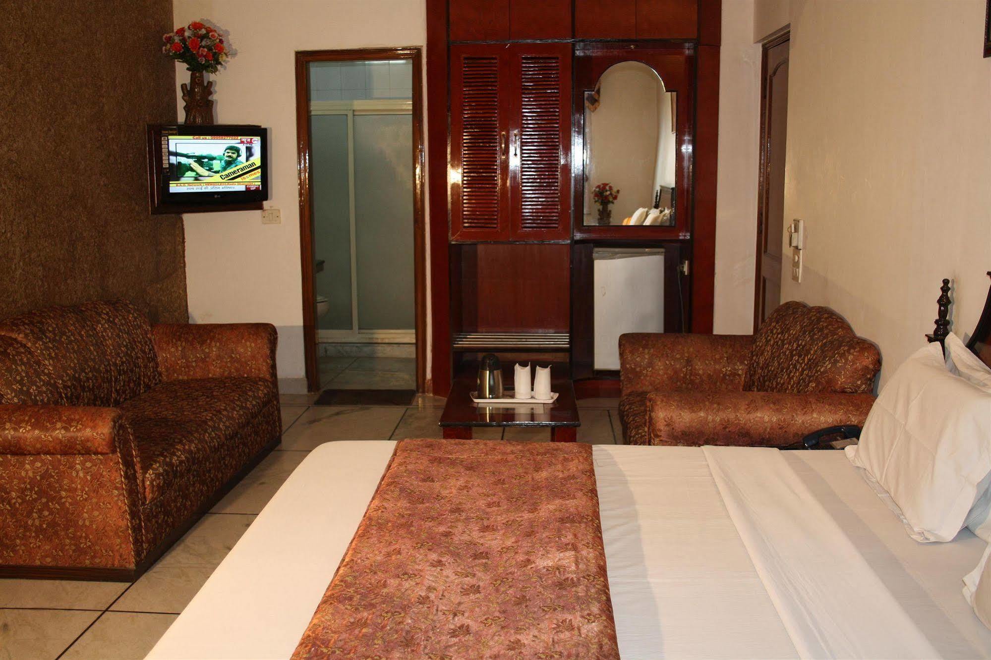 Rahul Palace New Delhi