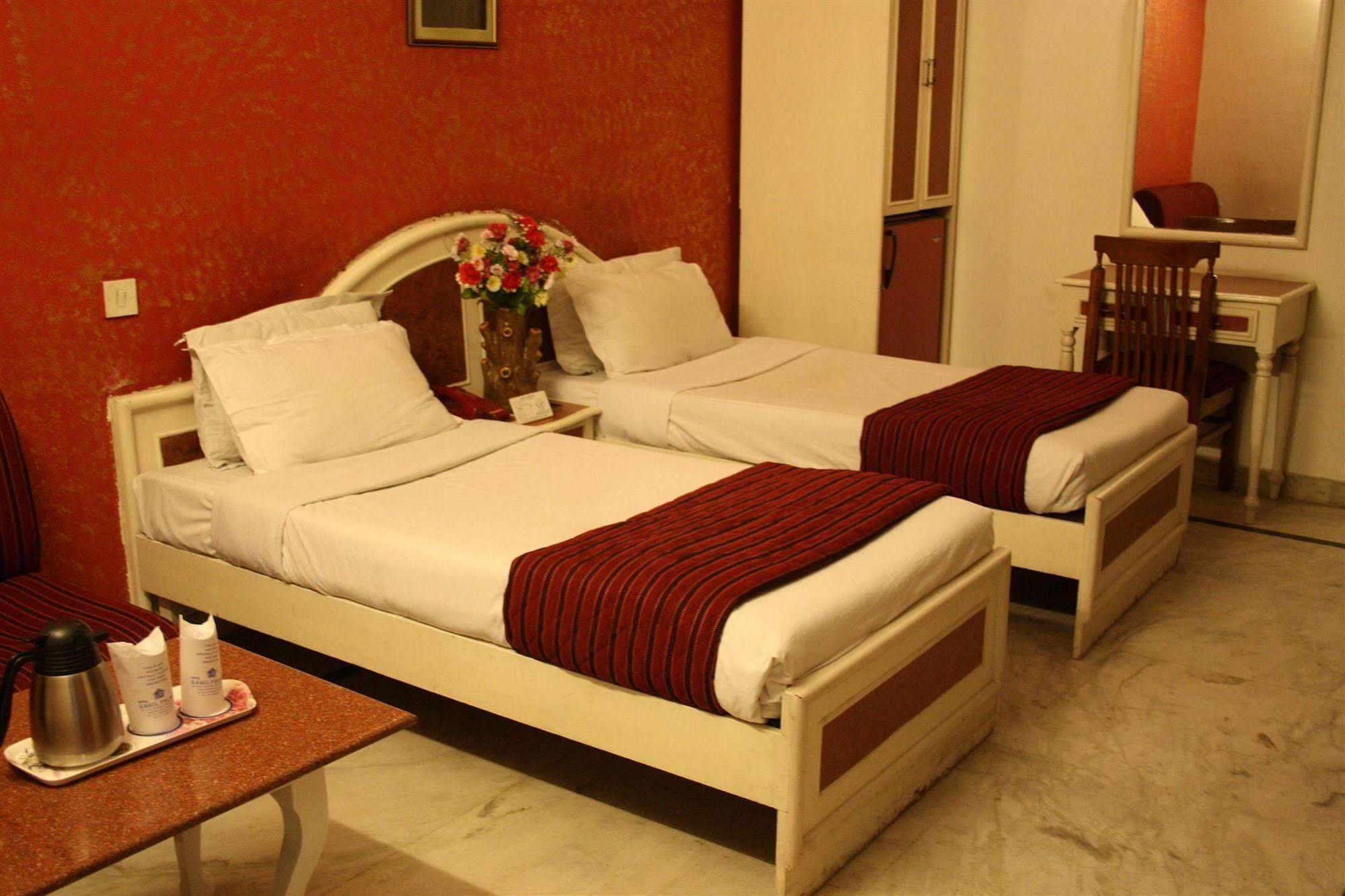 Rahul Palace 3*