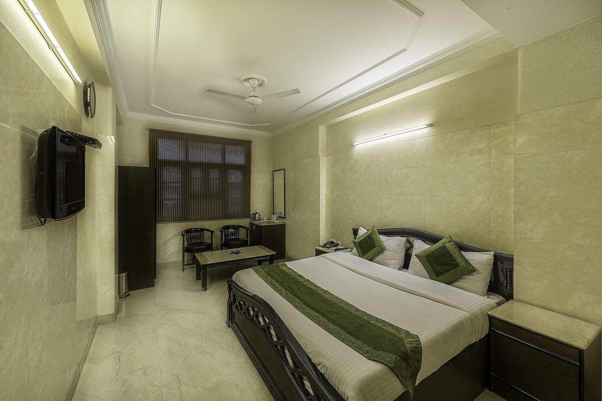 Treebo Trend Singh Sons Karol Bagh Hotel 3*