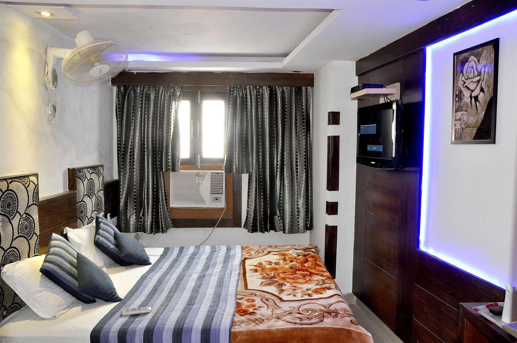 Hotel Anoop