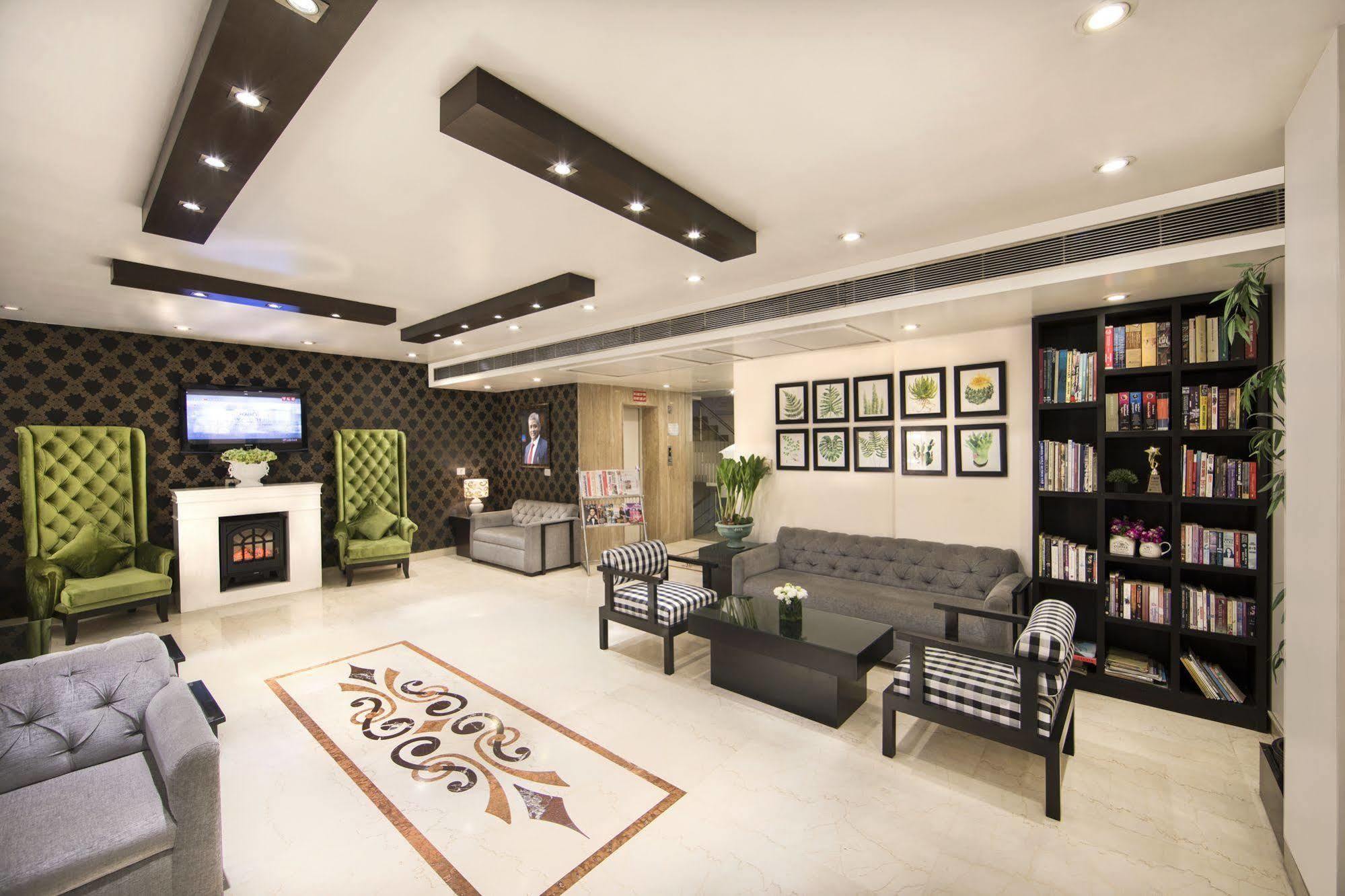 Rockland Hotel, C.r Park New Delhi