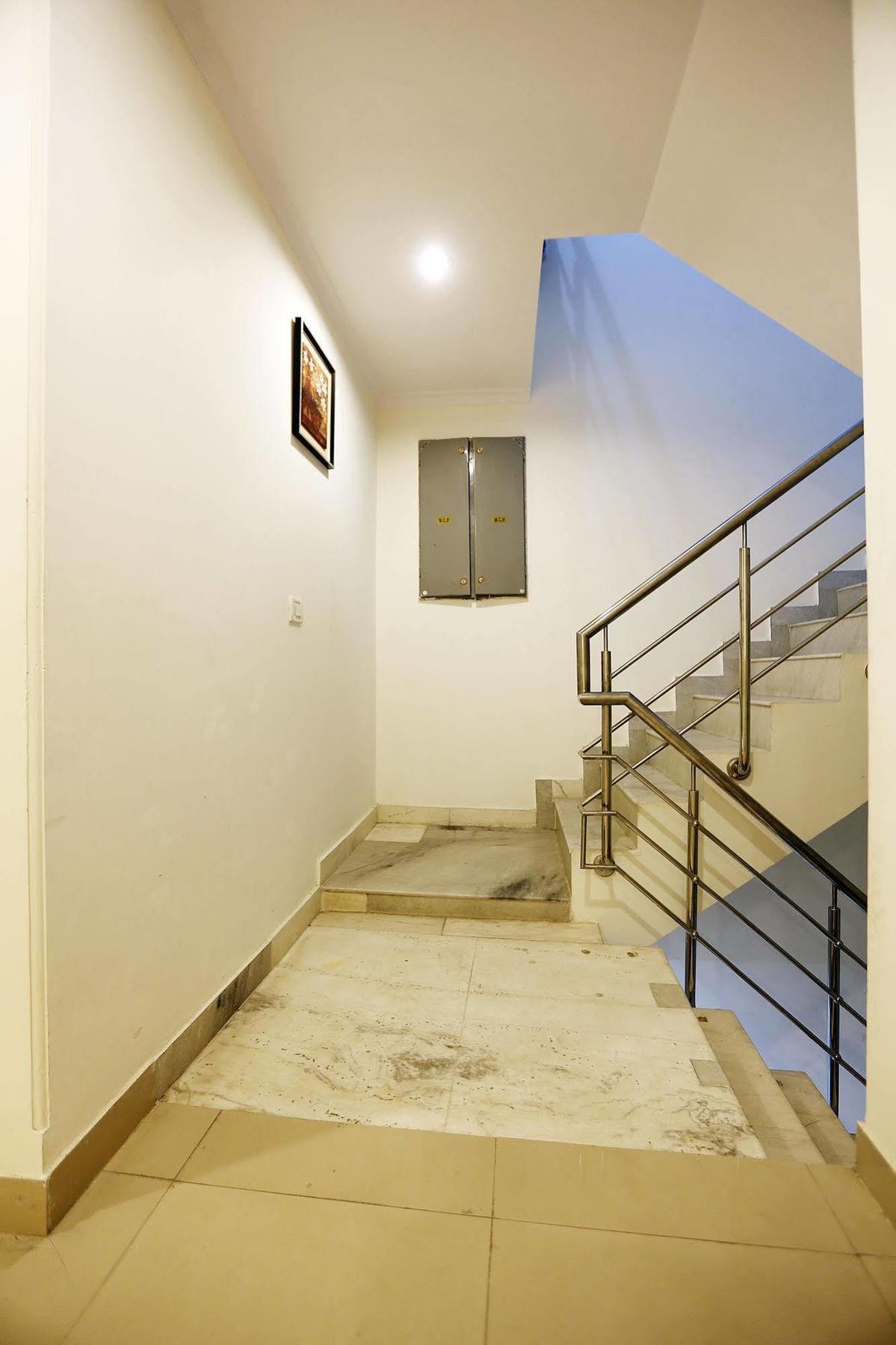 Hotel Chanakya