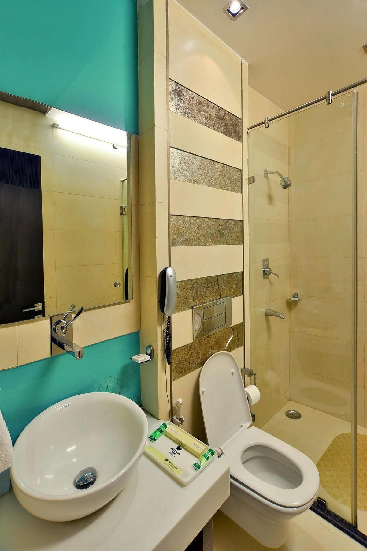 Shreyans 3* New Delhi