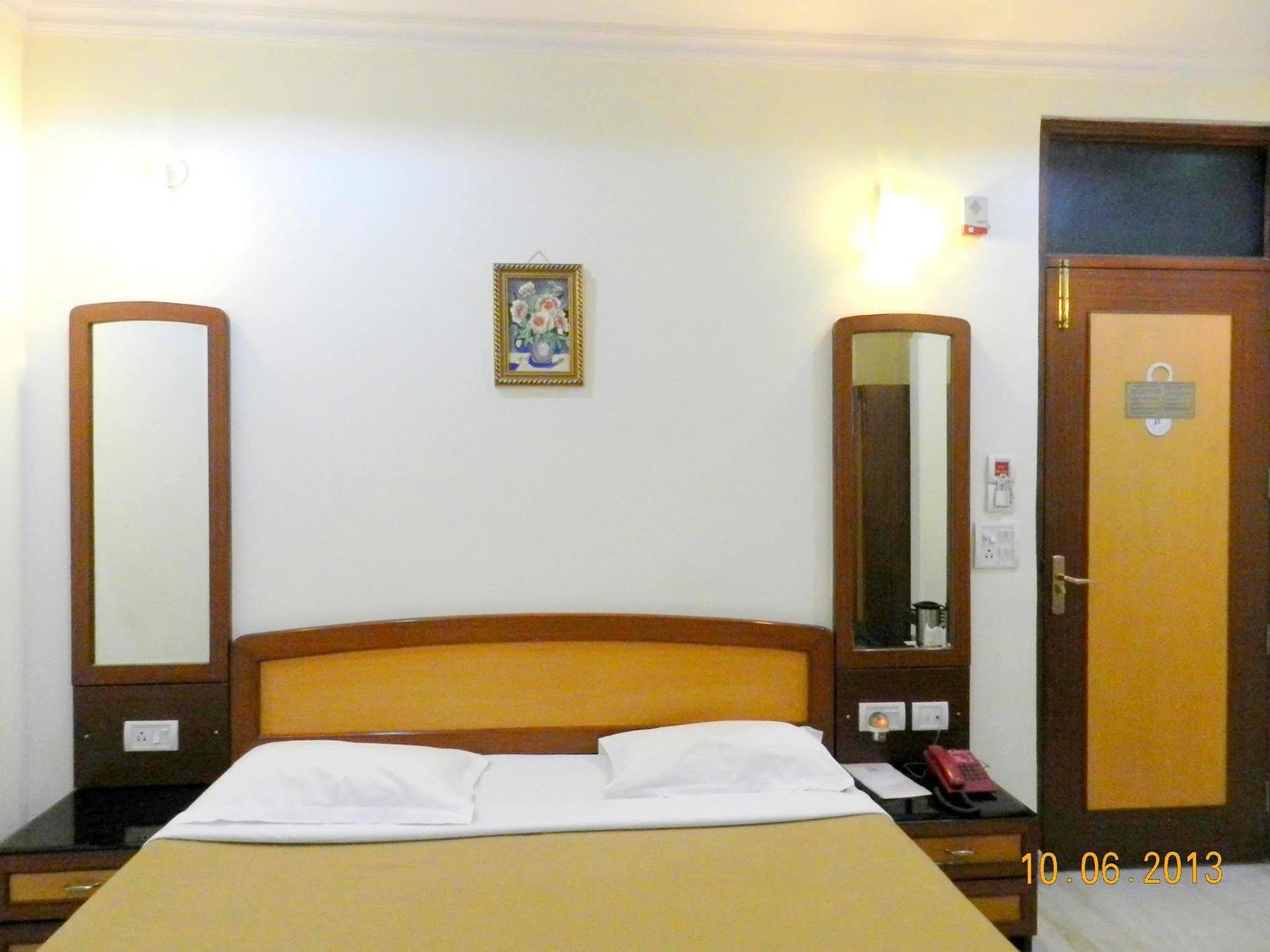 Tara Palace, Chandni Chowk Hotel New Delhi
