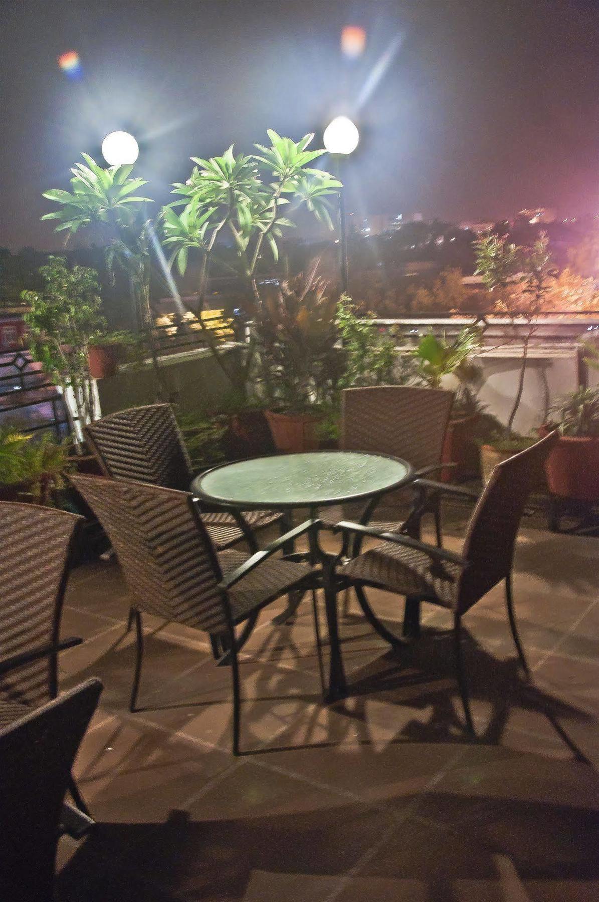 Hotel Swati Deluxe