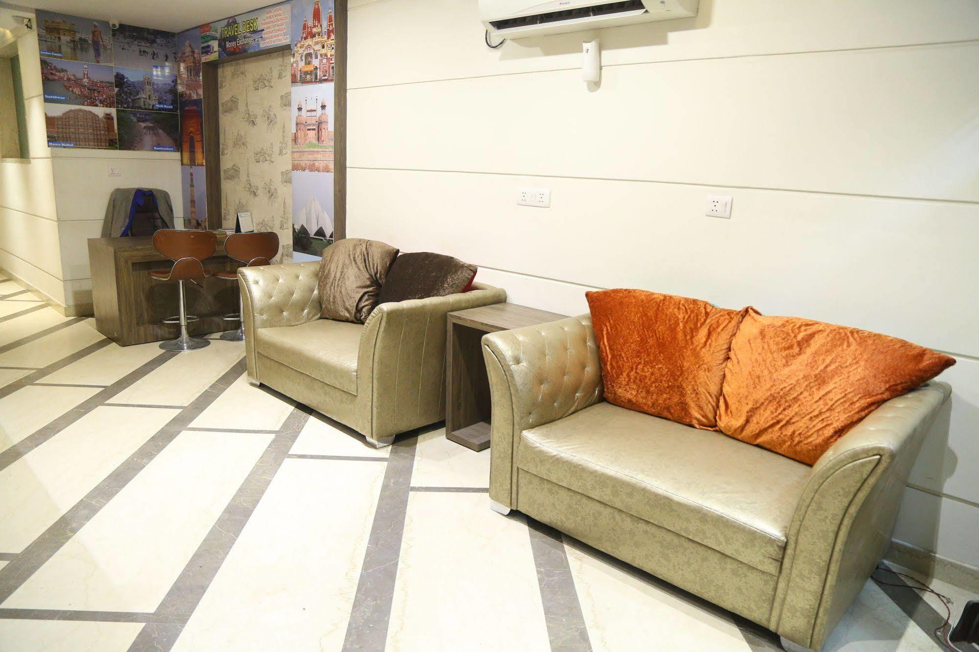 Neu - Near Connaught Place Nova Deli