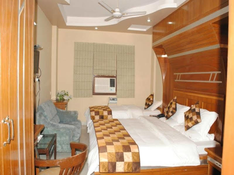 De Gold Hotel 3*