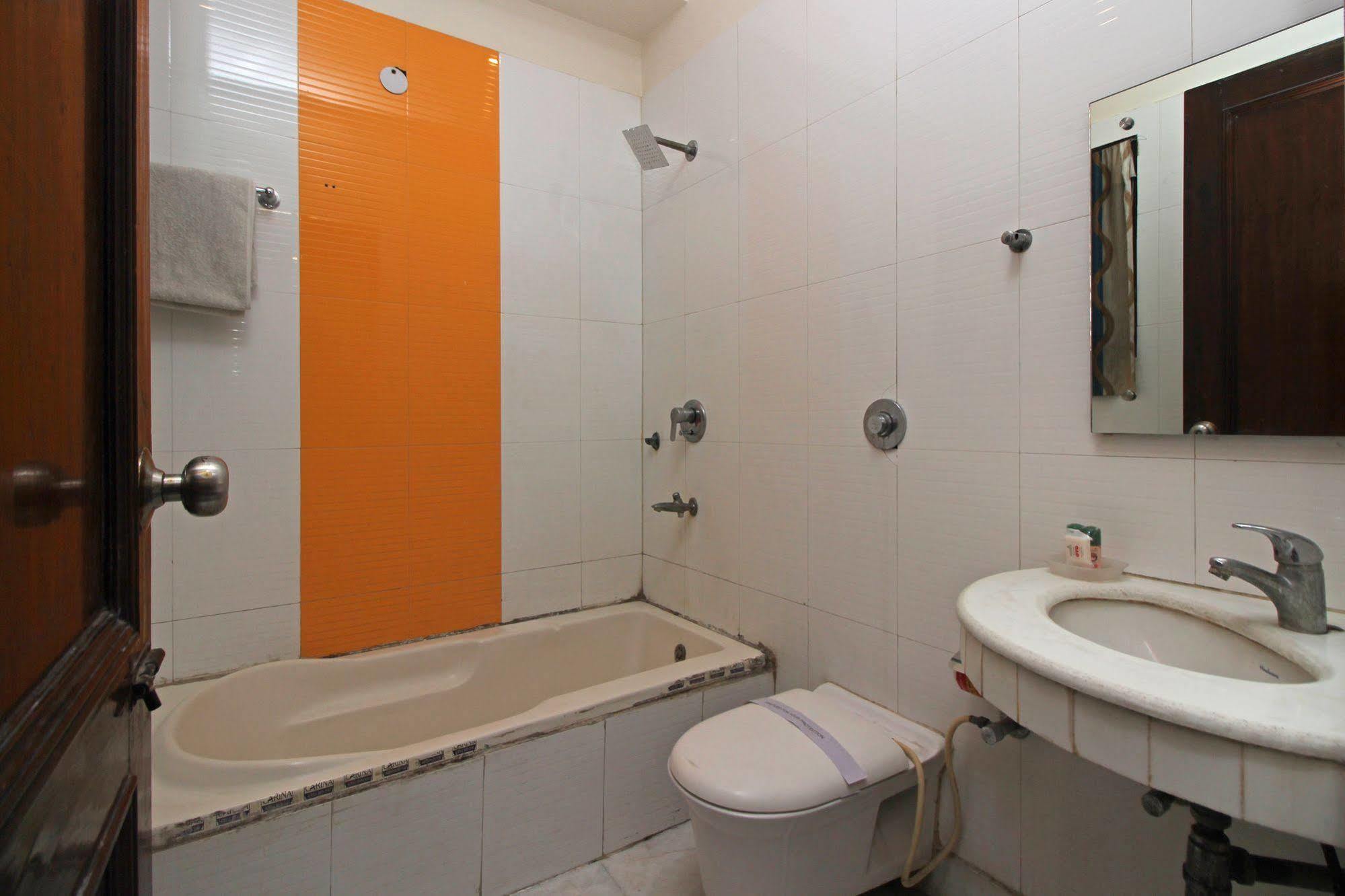 De Gold Hotel 3*