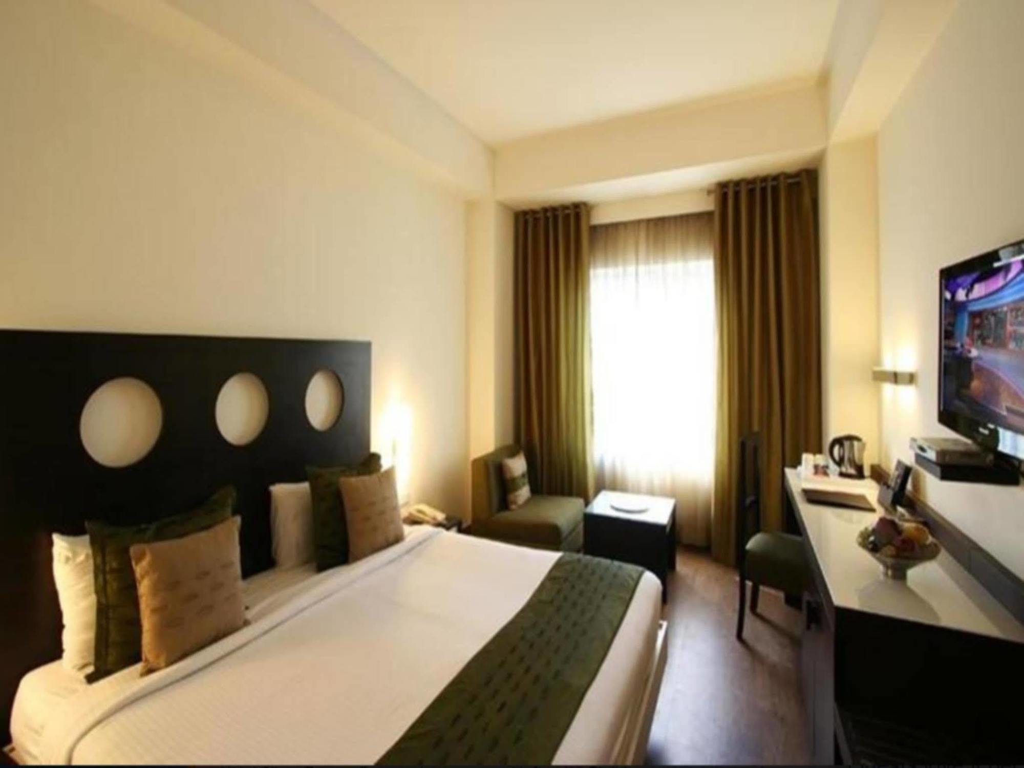Silver Ferns A Boutique 3*