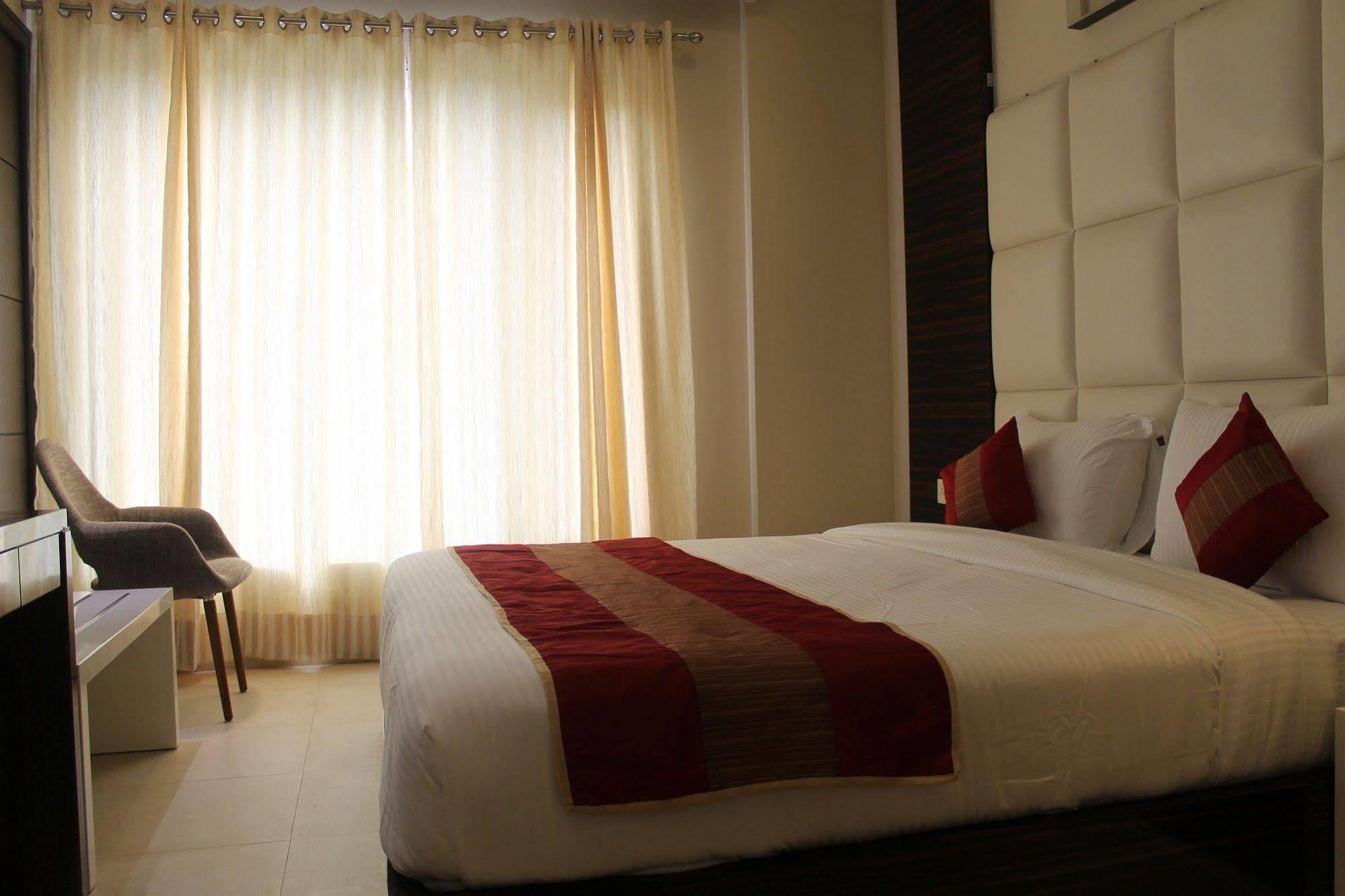 Gulnar 3* New Delhi