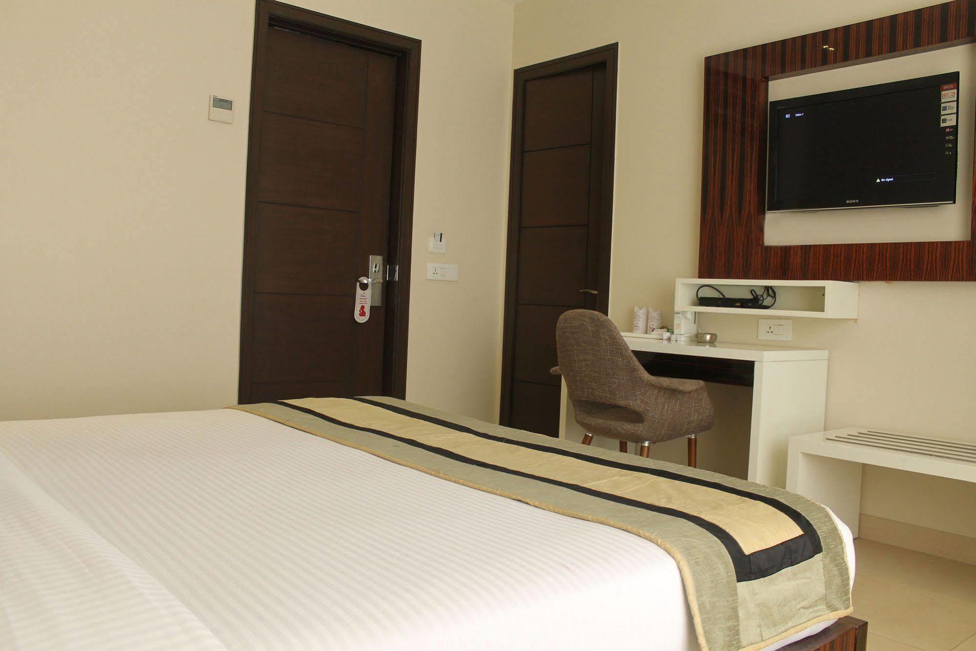 Hotel Gulnar 3*
