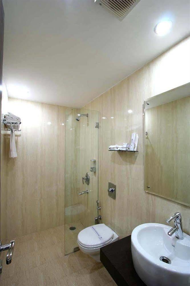 Kingston Park - Karol Bagh Delhi (National Capital Territory of India)