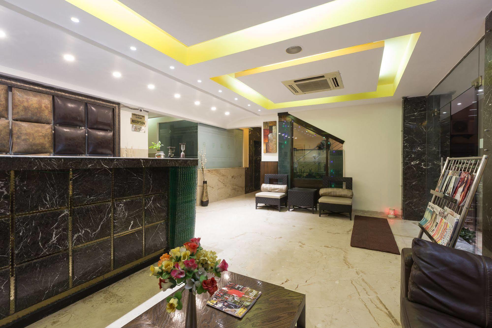 Kingston Park - Karol Bagh Hotel 3*