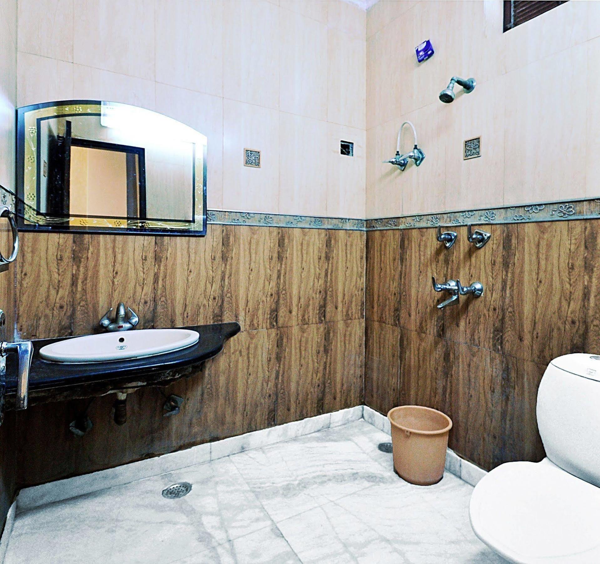 Shiva Intercontinental Hotel