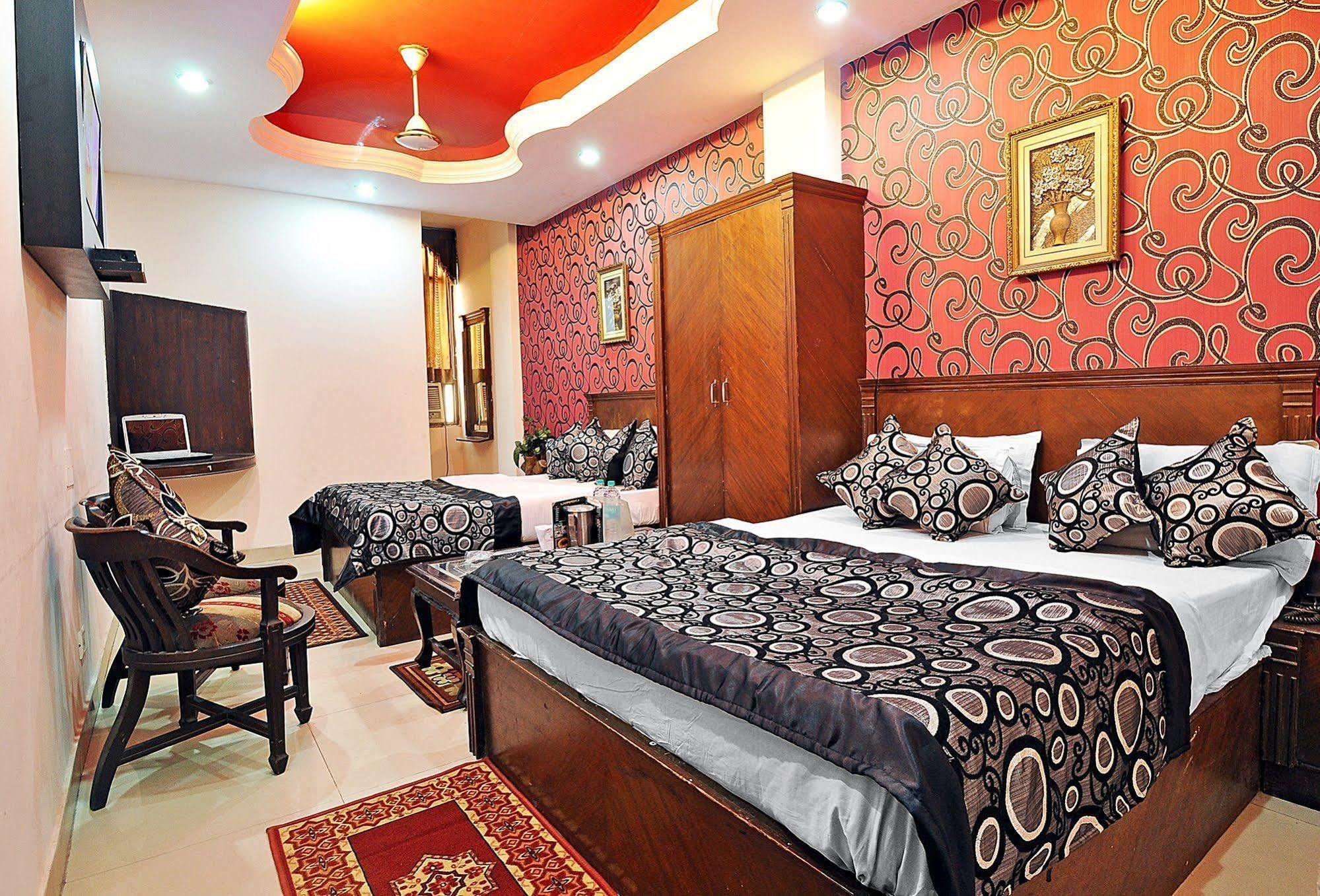 Shiva Intercontinental 3* New Delhi