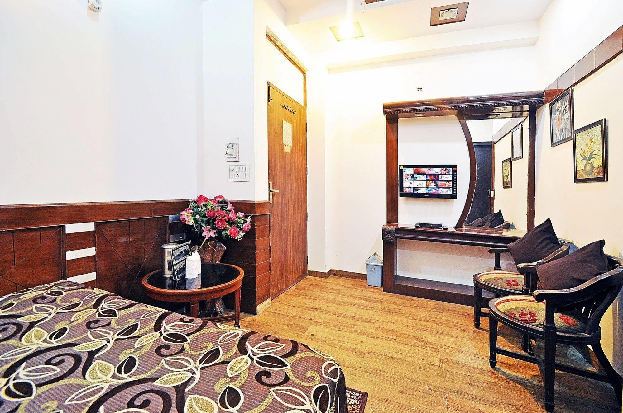 Hotel Shiva Intercontinental New Delhi