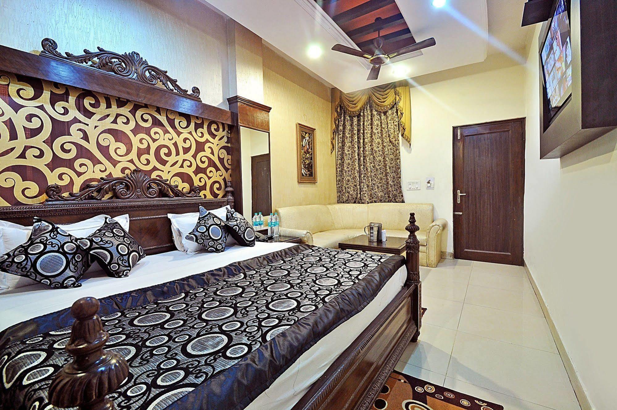 Shiva Intercontinental 3* New Delhi