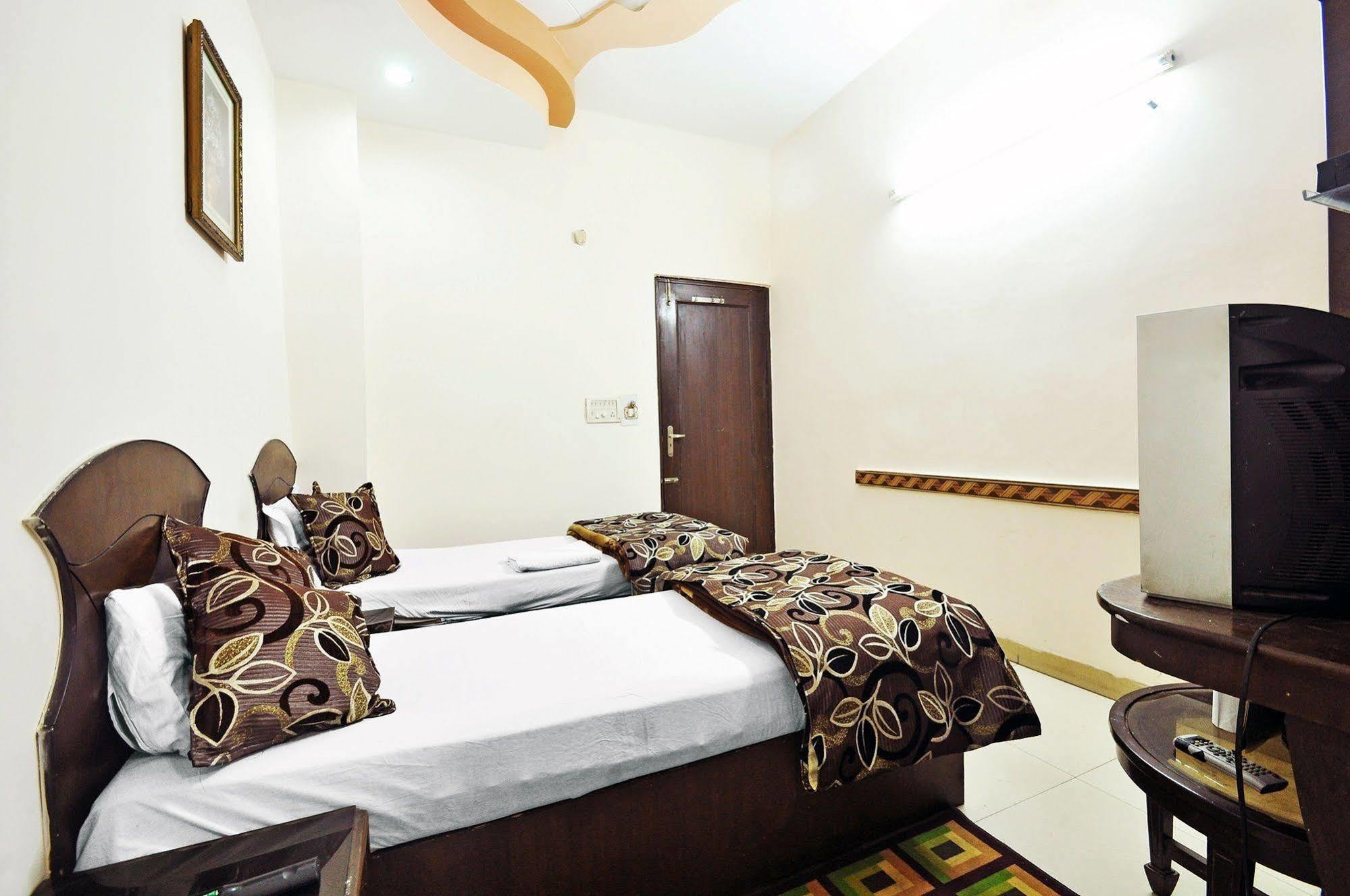 Shiva Intercontinental 3*