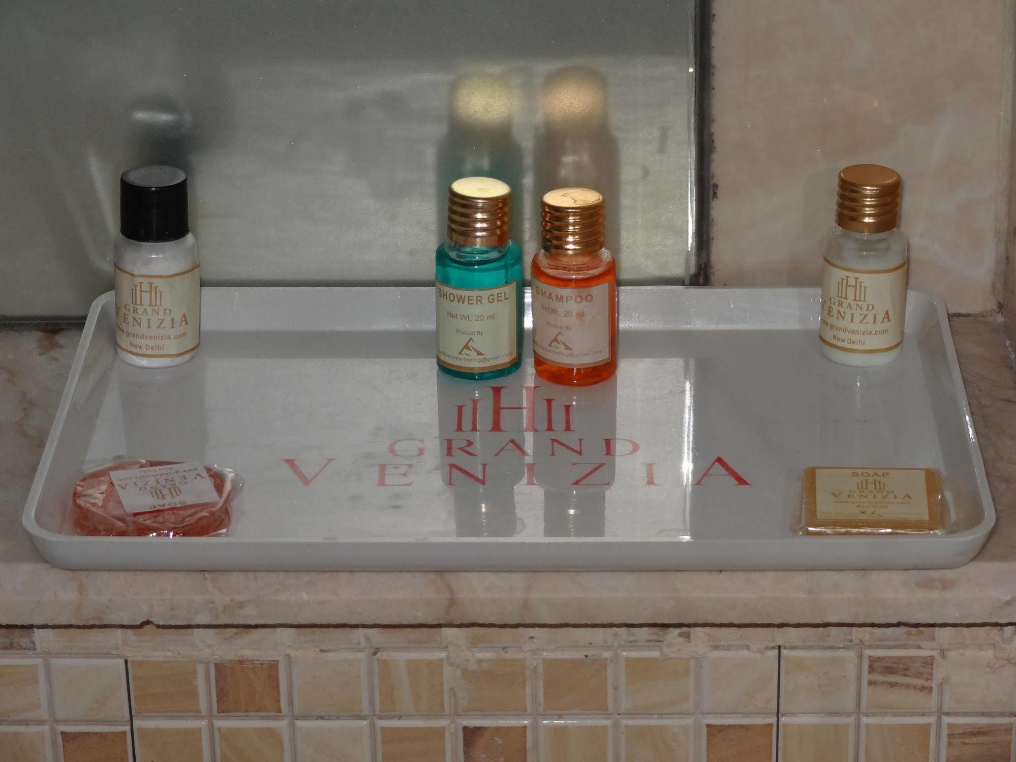 Venizia Sarovar Portico Hotel New Delhi