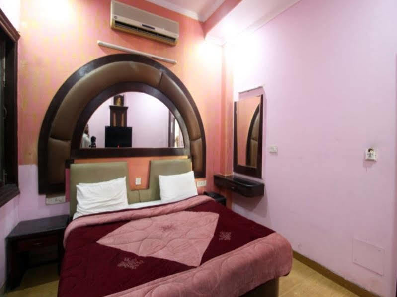 Hotel Delhi Heights New Delhi