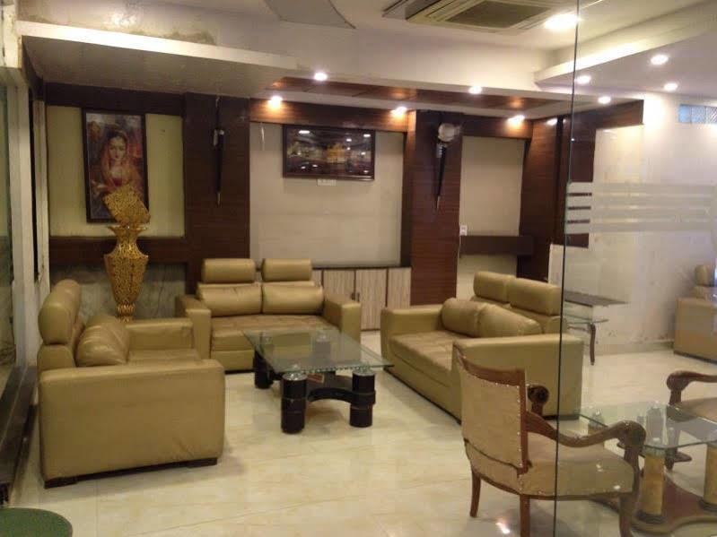 Delhi Heights Hotel