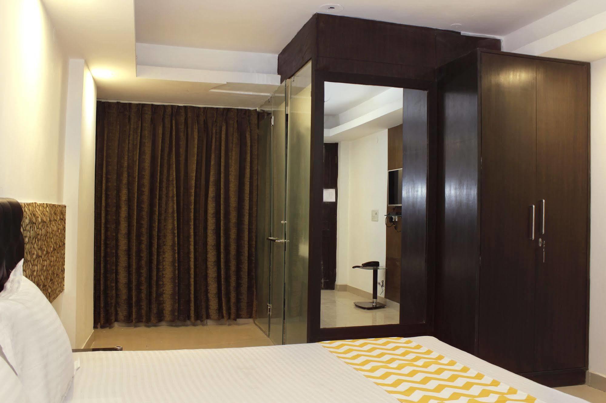 Fabhotel Blueberry Hauz Khaz Apartment 3*