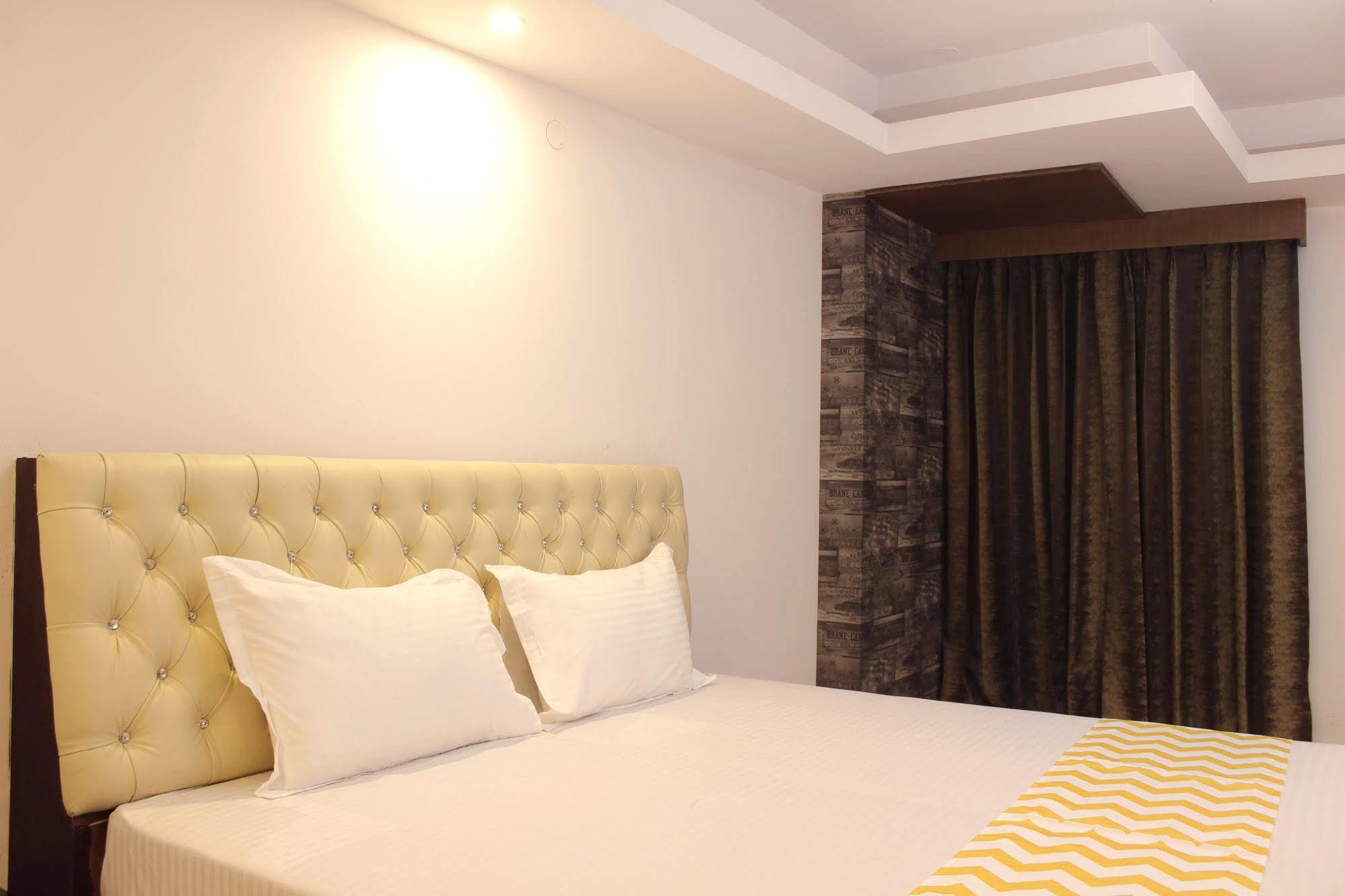 Fabhotel Blueberry Hauz Khaz Apartment