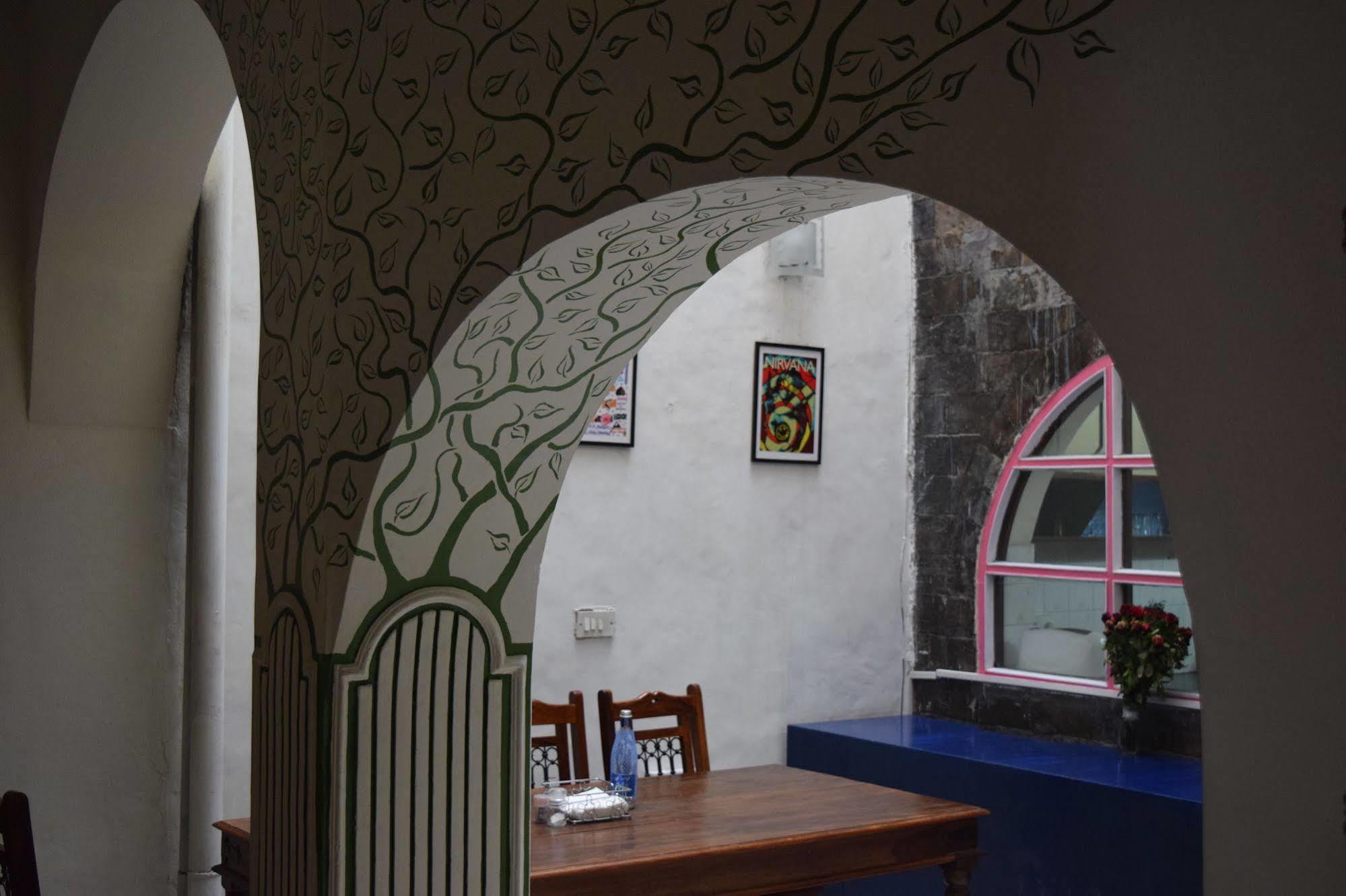Boribista Hostel