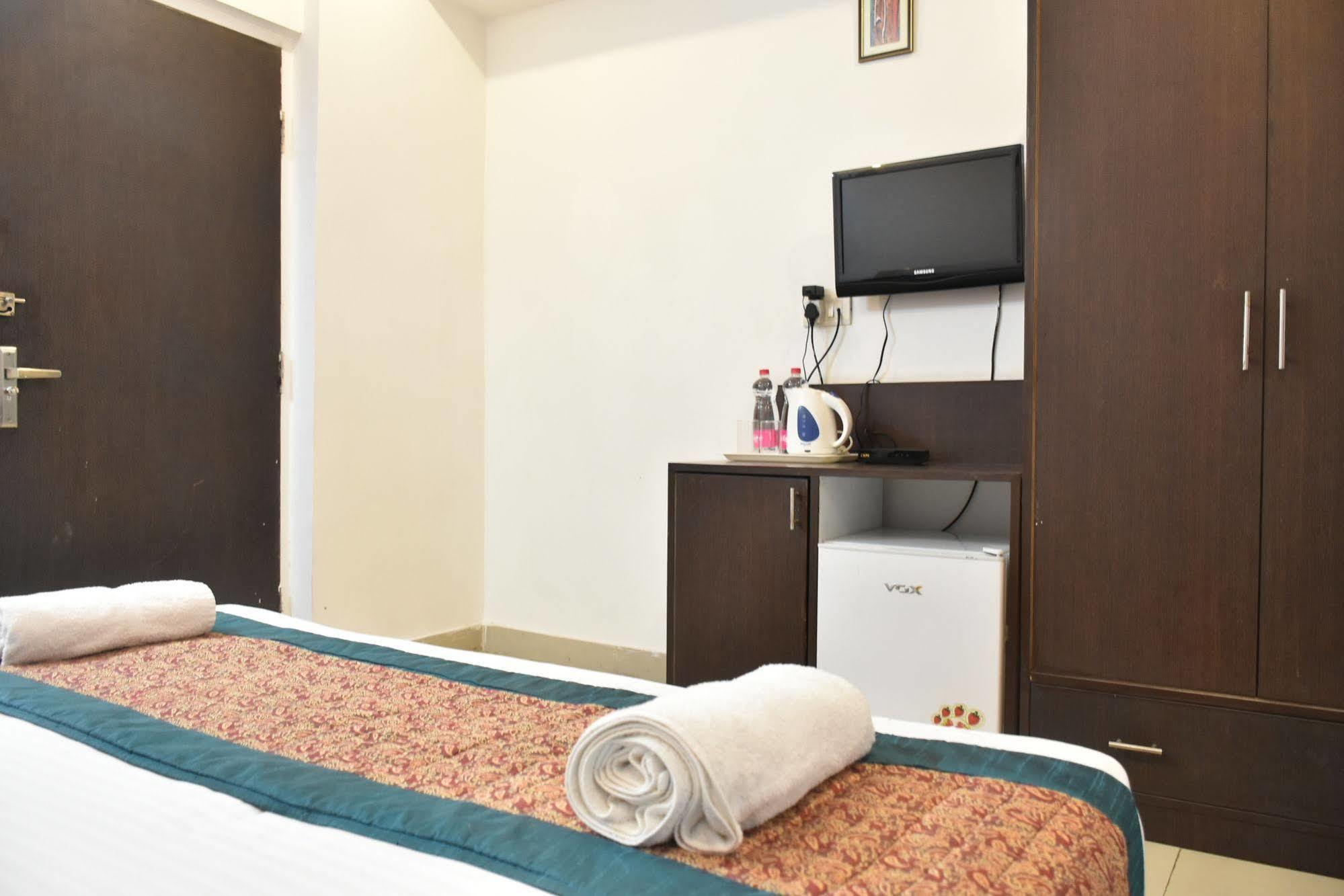 Airport Port View Hotel
