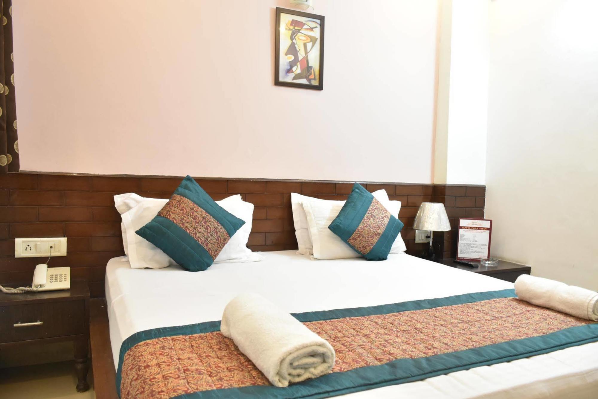 Airport Port View Hotel 3*