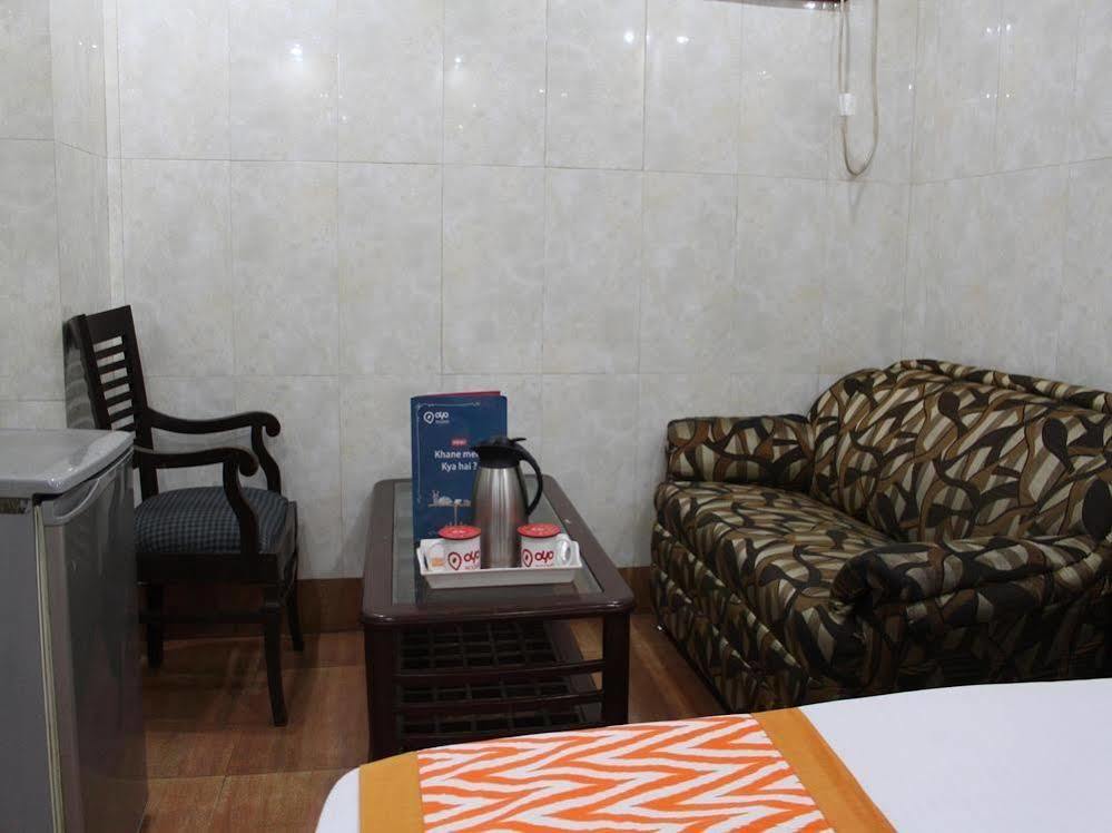 Hotel Oyo 2705 Preet Palace 3*