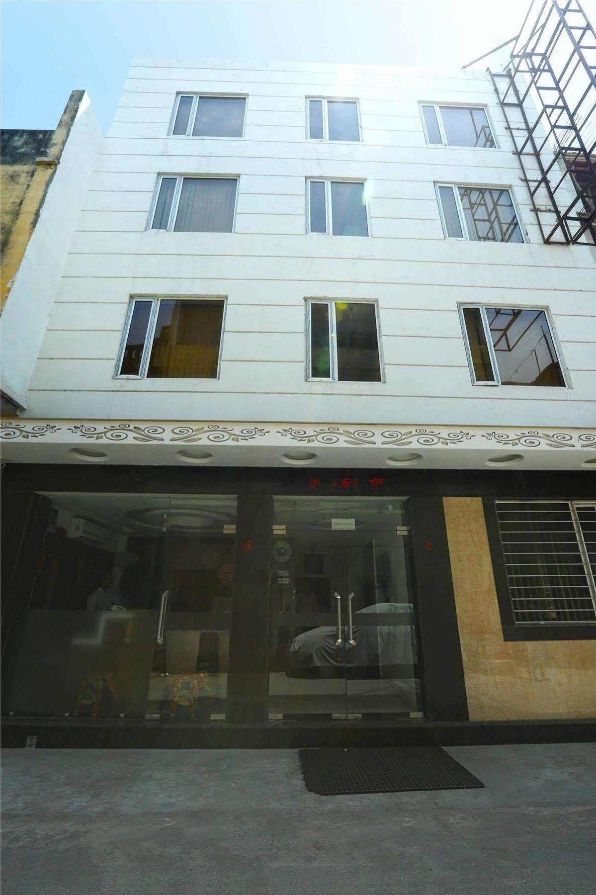 Itsy By Treebo - Baba Residency Hotel New Delhi