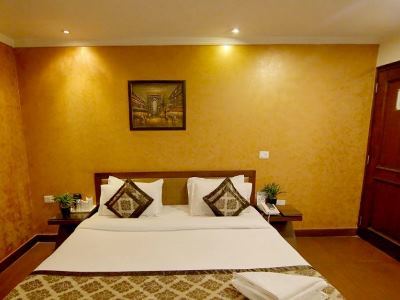 Hotel Chirag Residency New Delhi