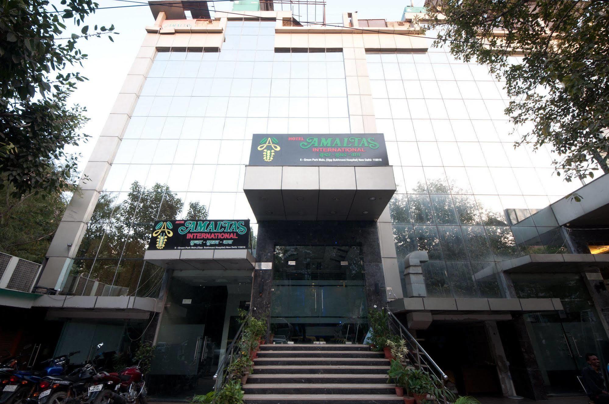 Hotel Amaltas International - Delhi-16 3*