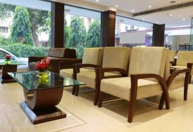 Oyo Townhouse 537 Regent Intercontinental Hotel