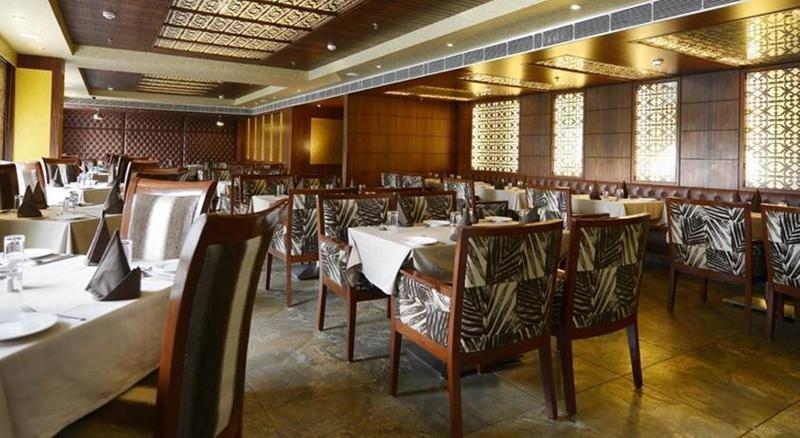 Hotel Regent Continental 3*