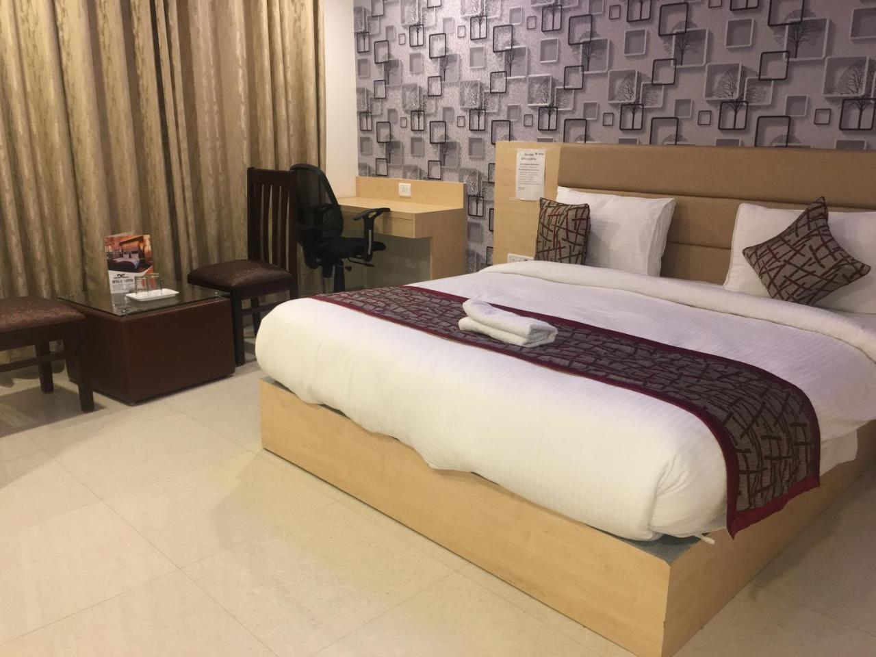 Hotel Airport D'capitol 3*