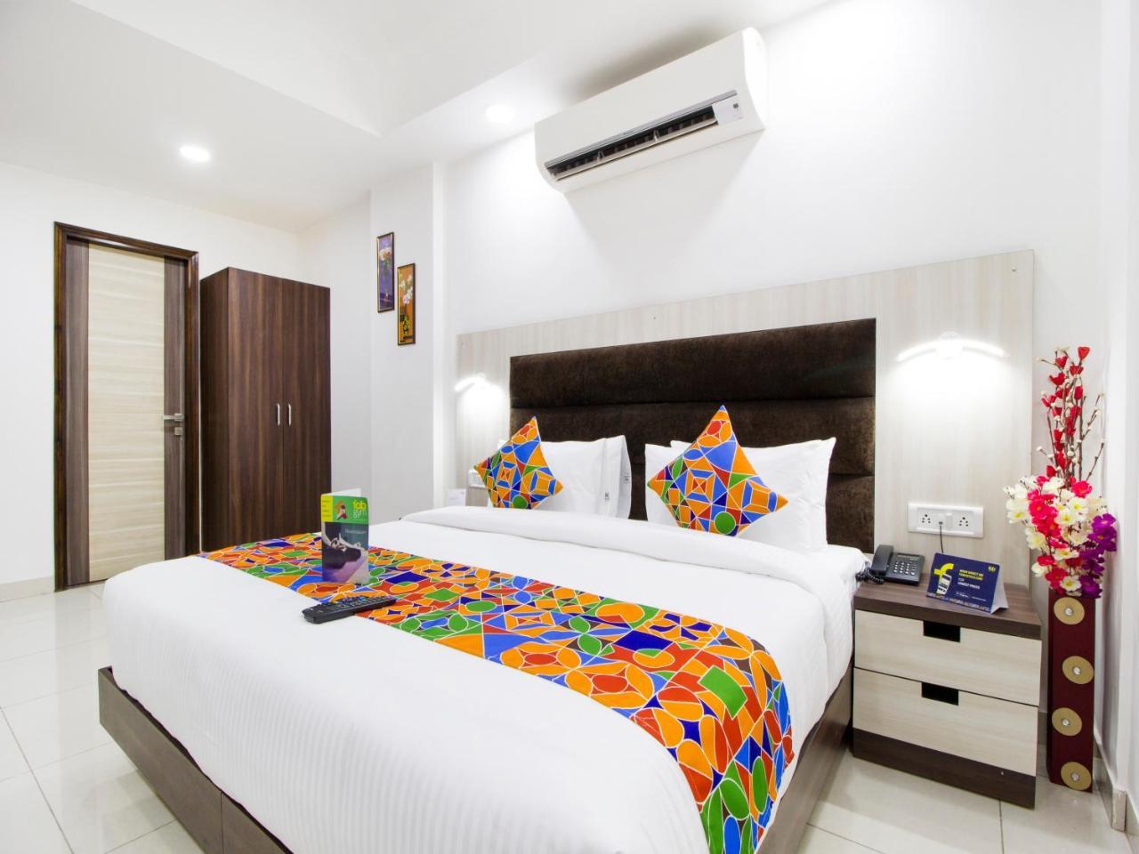 Hotel Lotus Residency Dwarka 3*