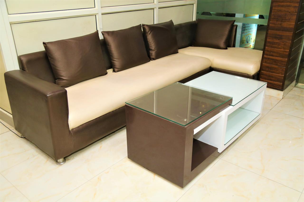 Suzi International, Near Station 3* New Delhi