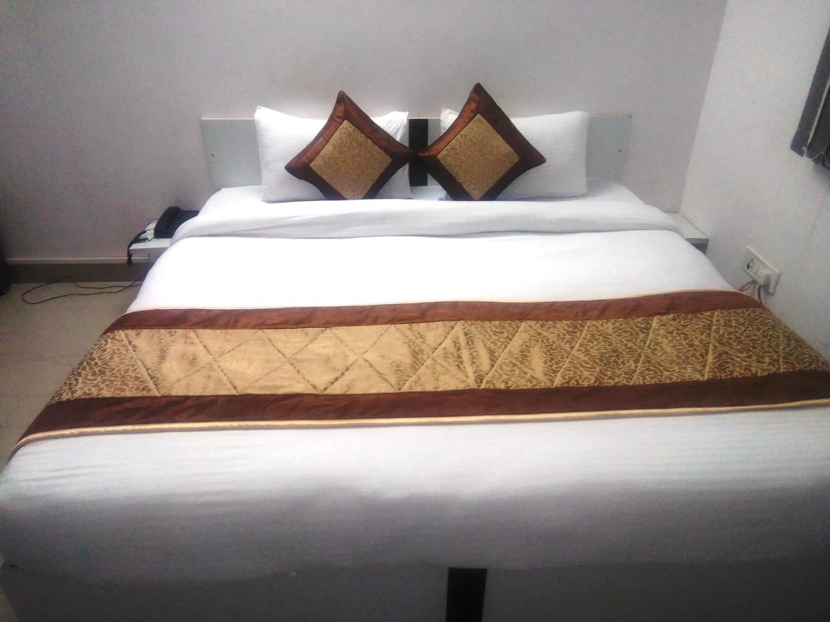 Apartment The Radiance And New Delhi