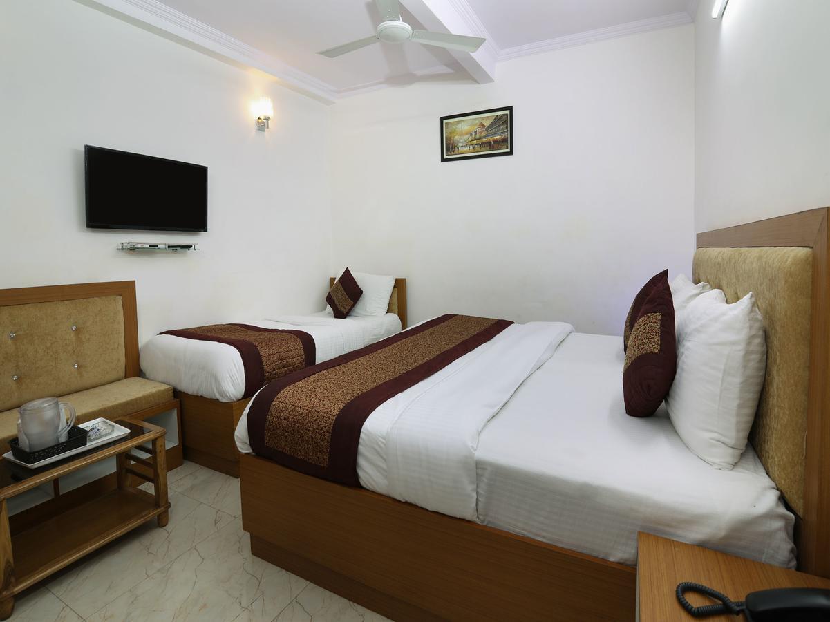 Hotel Street New Delhi