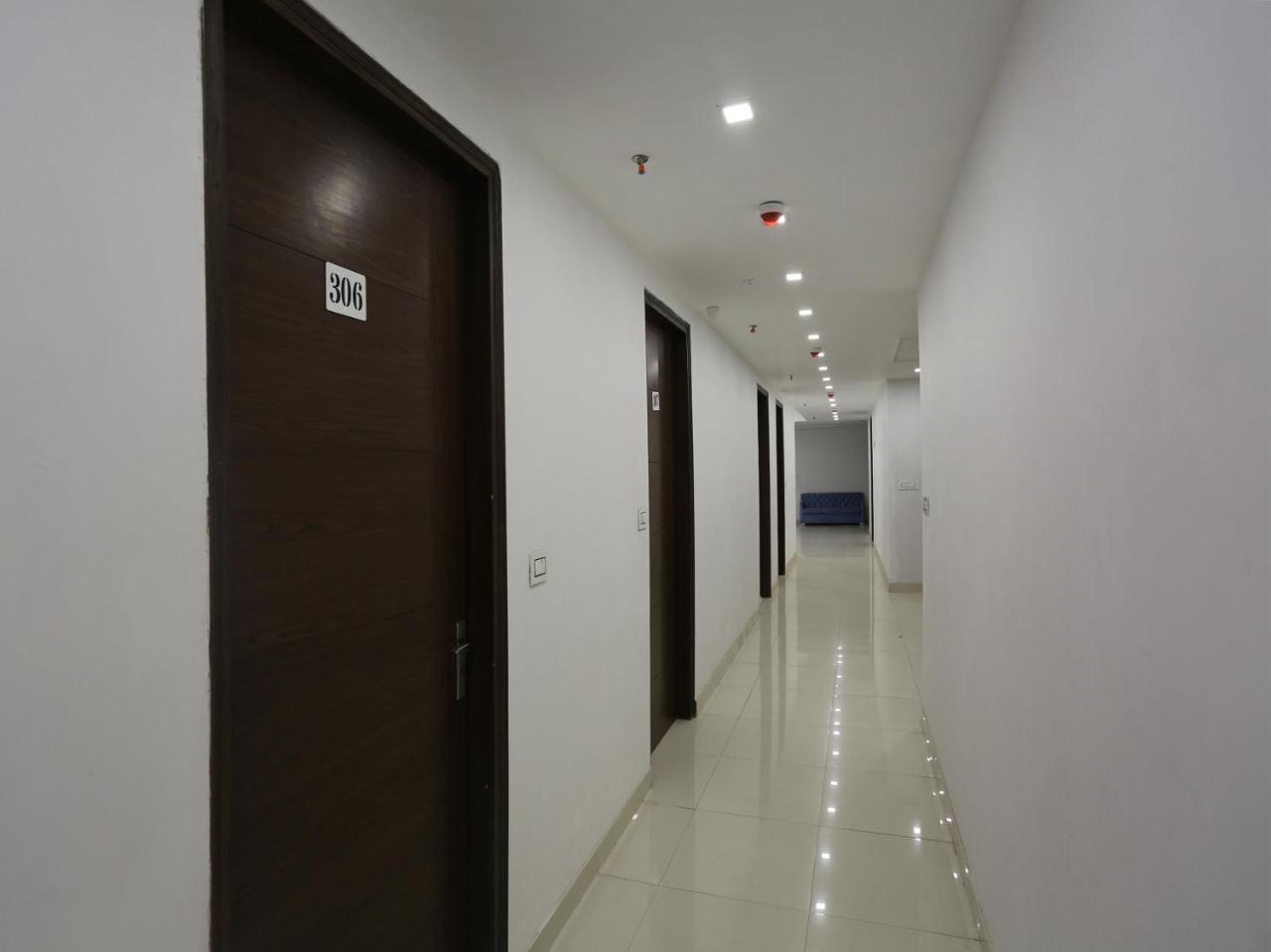 Hotel Amora Dwarka