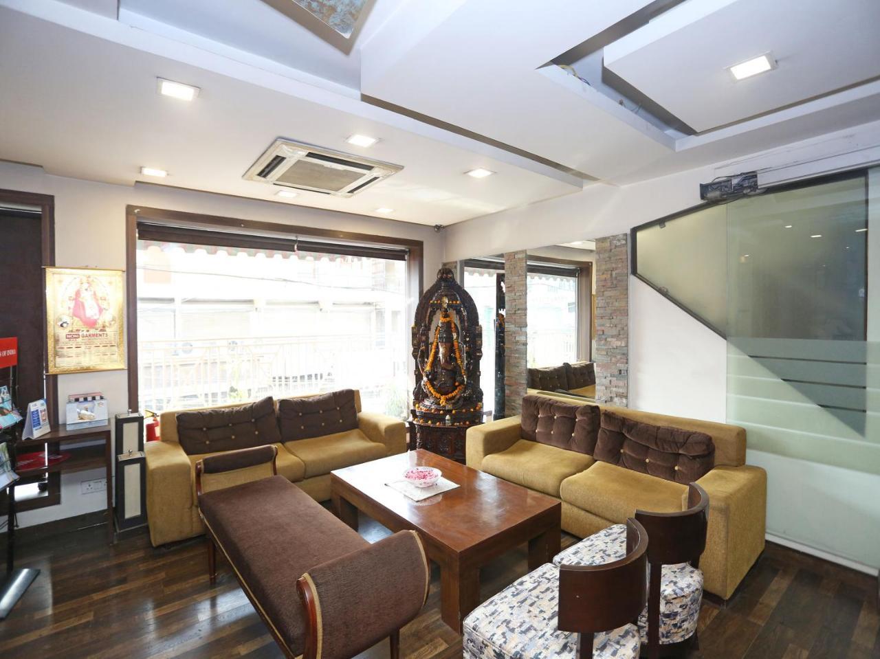 Hotel Clark Heights New Delhi